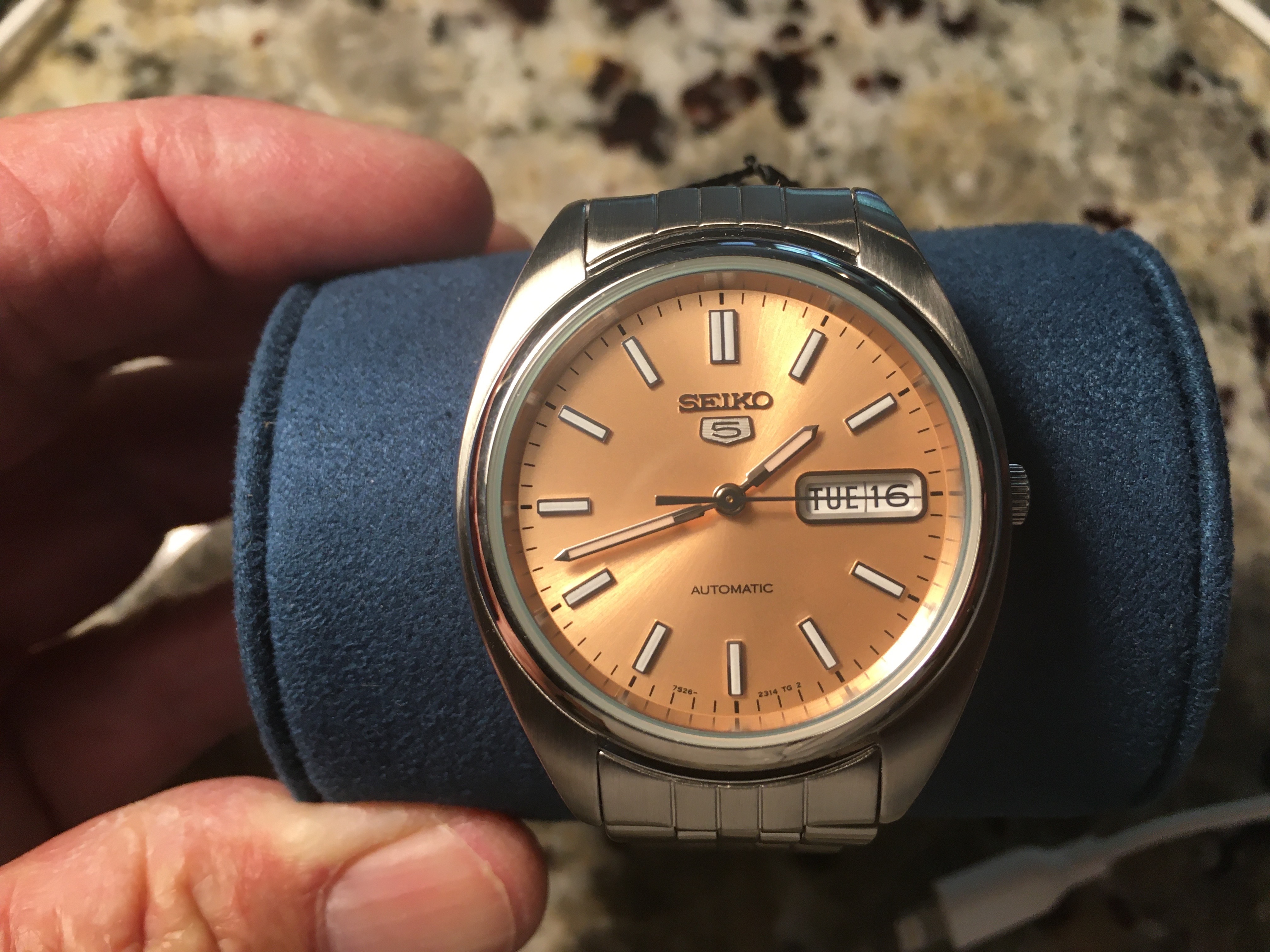FS: Rare Discontinued Seiko 5 Salmon Dial Men's Watch | WatchCharts