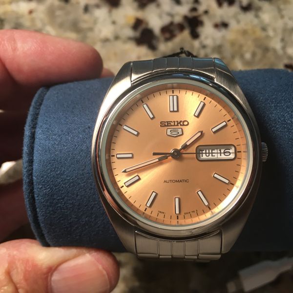 salmon dial seiko
