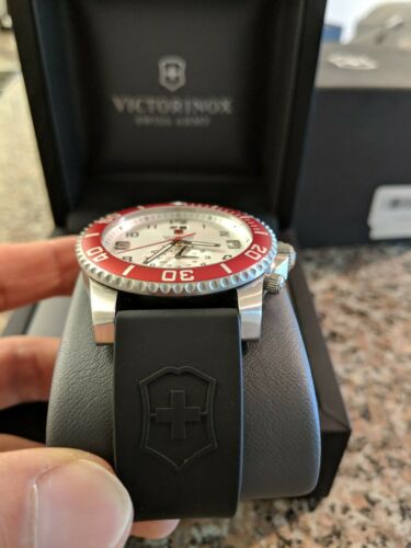 Victorinox maverick outlet gmt