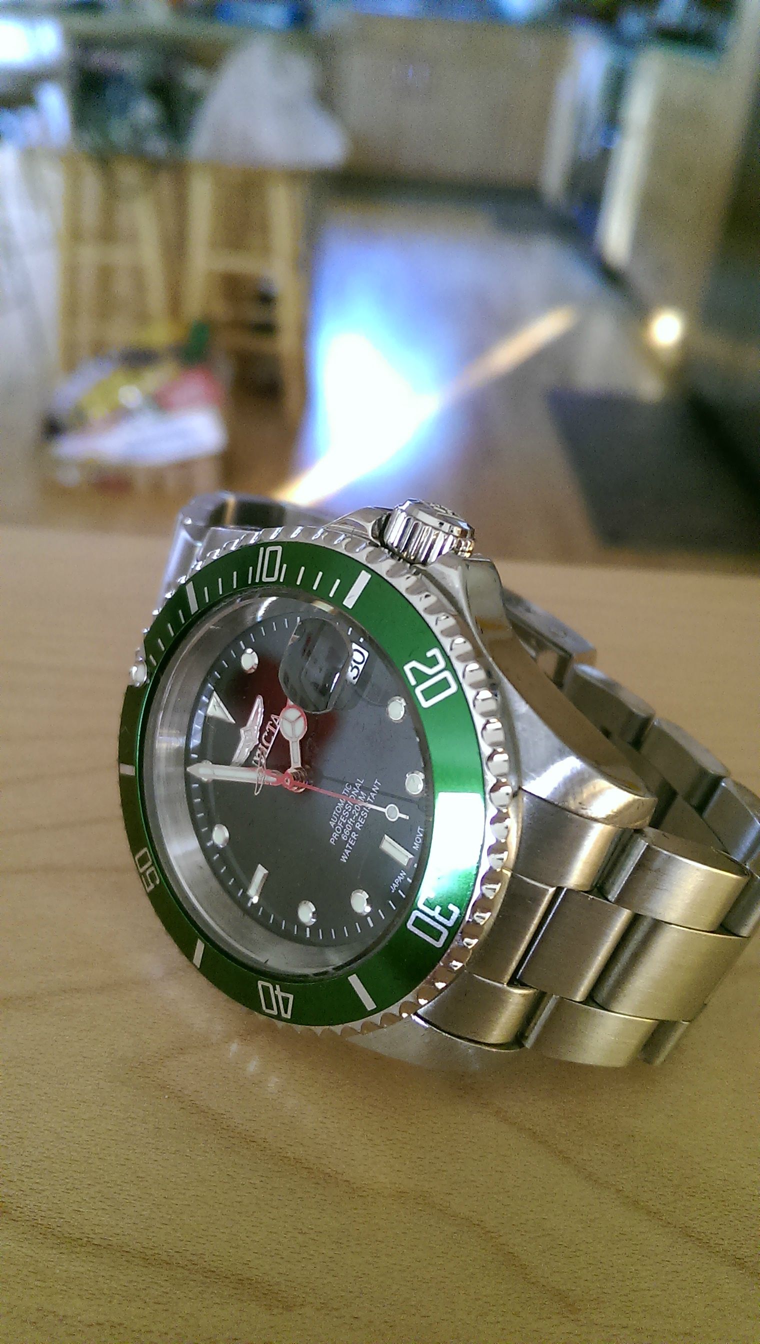 invicta green bezel