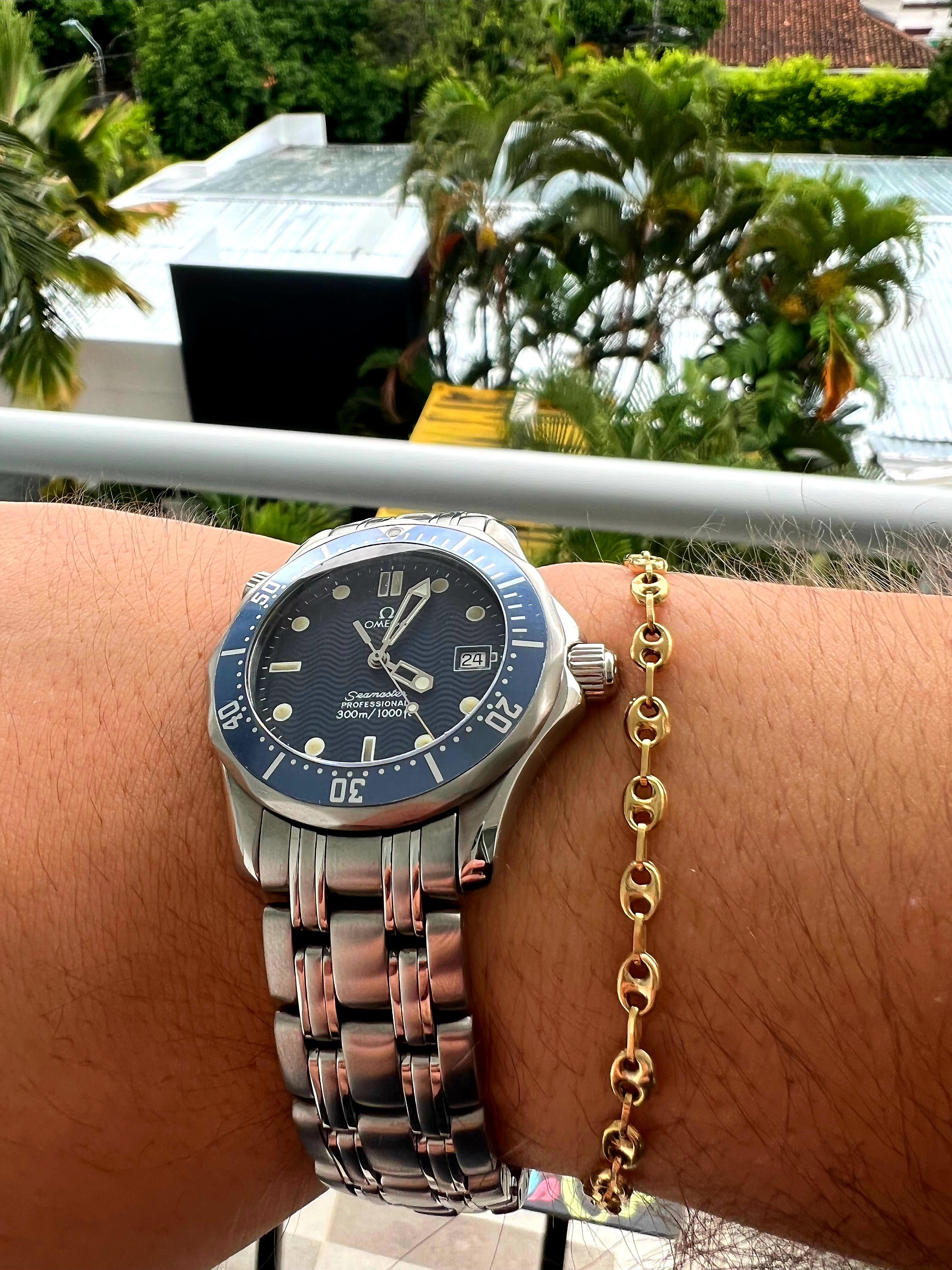 2561.80 omega seamaster