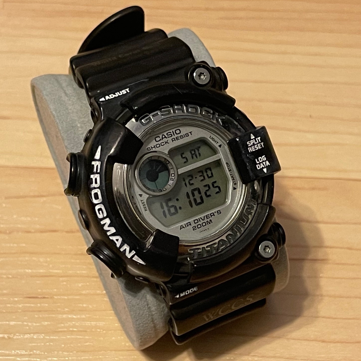 WTS] Casio G-Shock DW-8201WC-7BT WCCS Frogman Black Skeleton