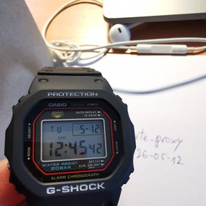 CASIO G-SHOCK KEVIN LYONS GB-5600B-K8 EXCLUSIVE (BLUETOOTH