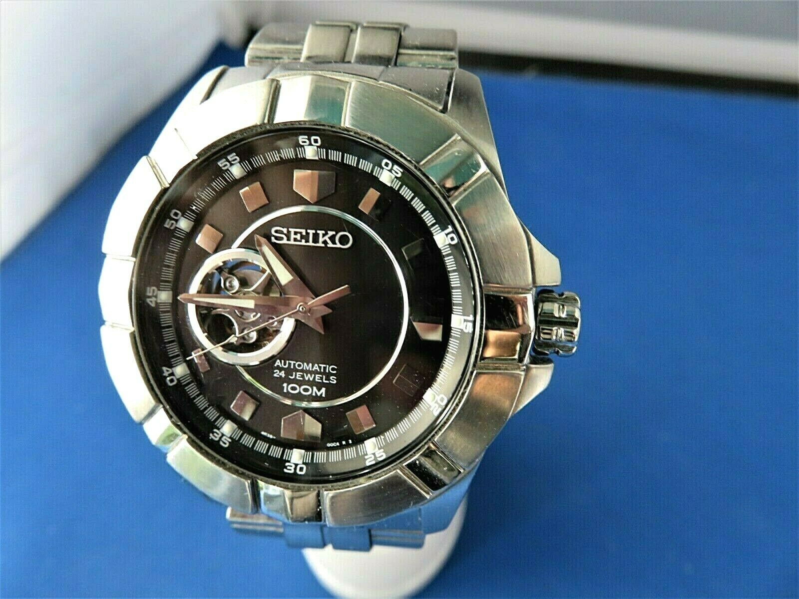 Seiko 4r38 movement discount review