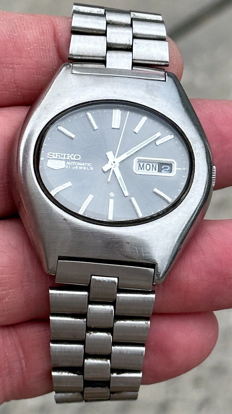 AUTHENTIC SEIKO AUTOMATIC 21 JEWELS GRAY DIAL MEN S 6119 5421