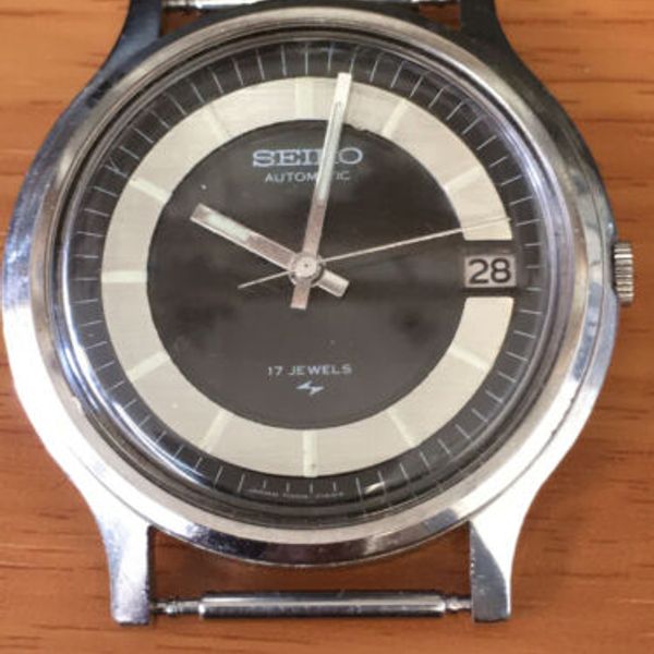 Vintage Seiko 7005-7110 automatic wrist watch working | WatchCharts