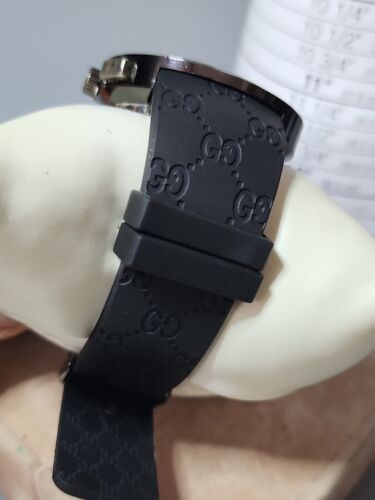 Gucci watch unique serial number: DY119126568. Gucci PANTCAON Watch Unique Serial #DY119126568 / code Ref  main image 3