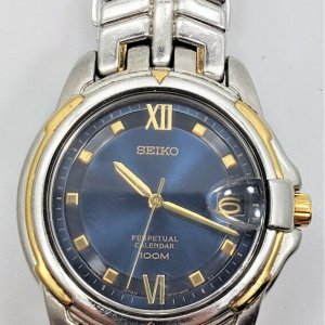 Seiko Perpetual Calendar Date S. Steel 8F32-0000 Wrist Watch Parts/Repair  W17 | WatchCharts