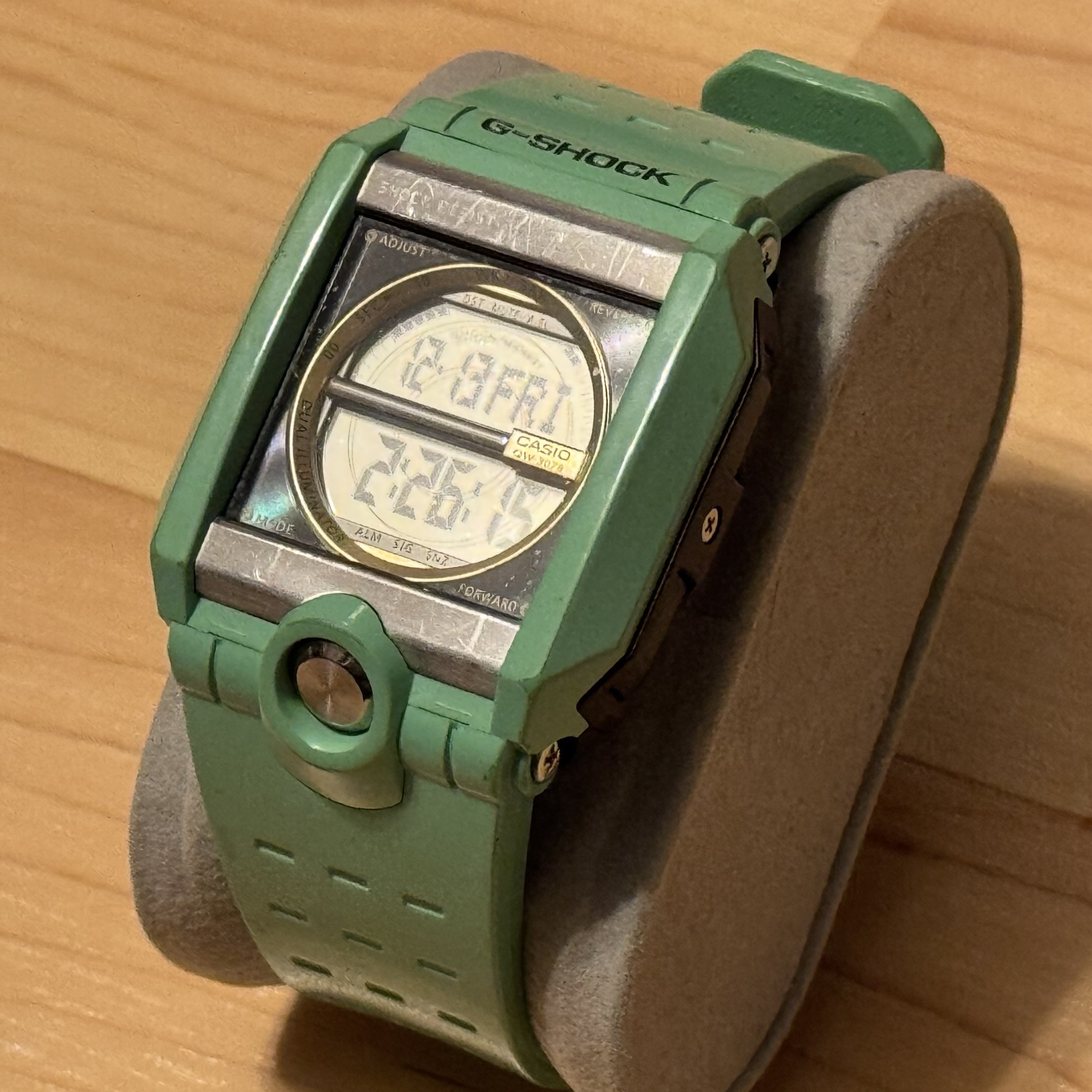 CASIO G-SHOCK DW-002RX-3 XAYMACAタイアップモデル 1996 クォーツ ケースサイズ 4.4cm 参考価格 ￥  16，500 ザイマカモデル カシオ