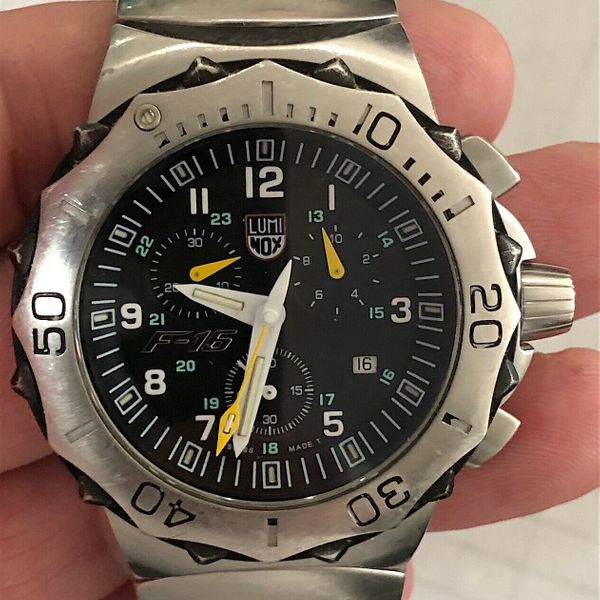 BEAUTIFUL MENS LUMINOX F-16 LOCKHEED MARTIN CHRONOGRAPH WRIST