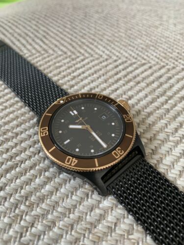 glycine golden eye