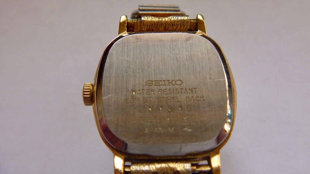 Vintage Seiko quartz watch Speidel band pat 3587226 water resist