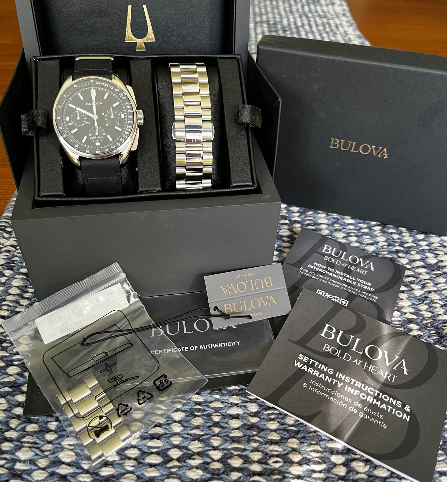 Bulova lunar best sale pilot jomashop