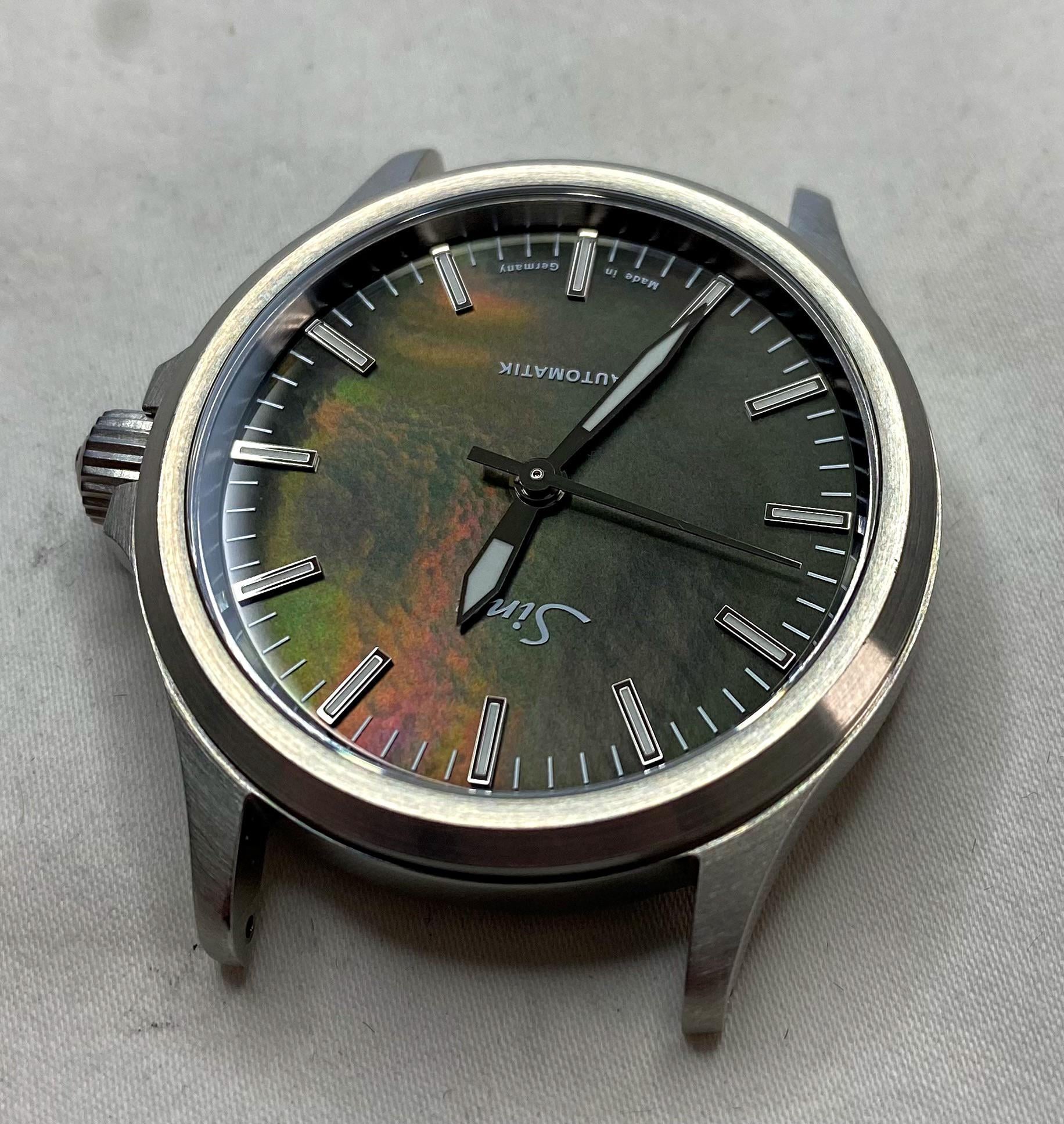 wts] Sinn 556 I Perlmutt S (dark mother of pearl, mop) | WatchCharts  Marketplace