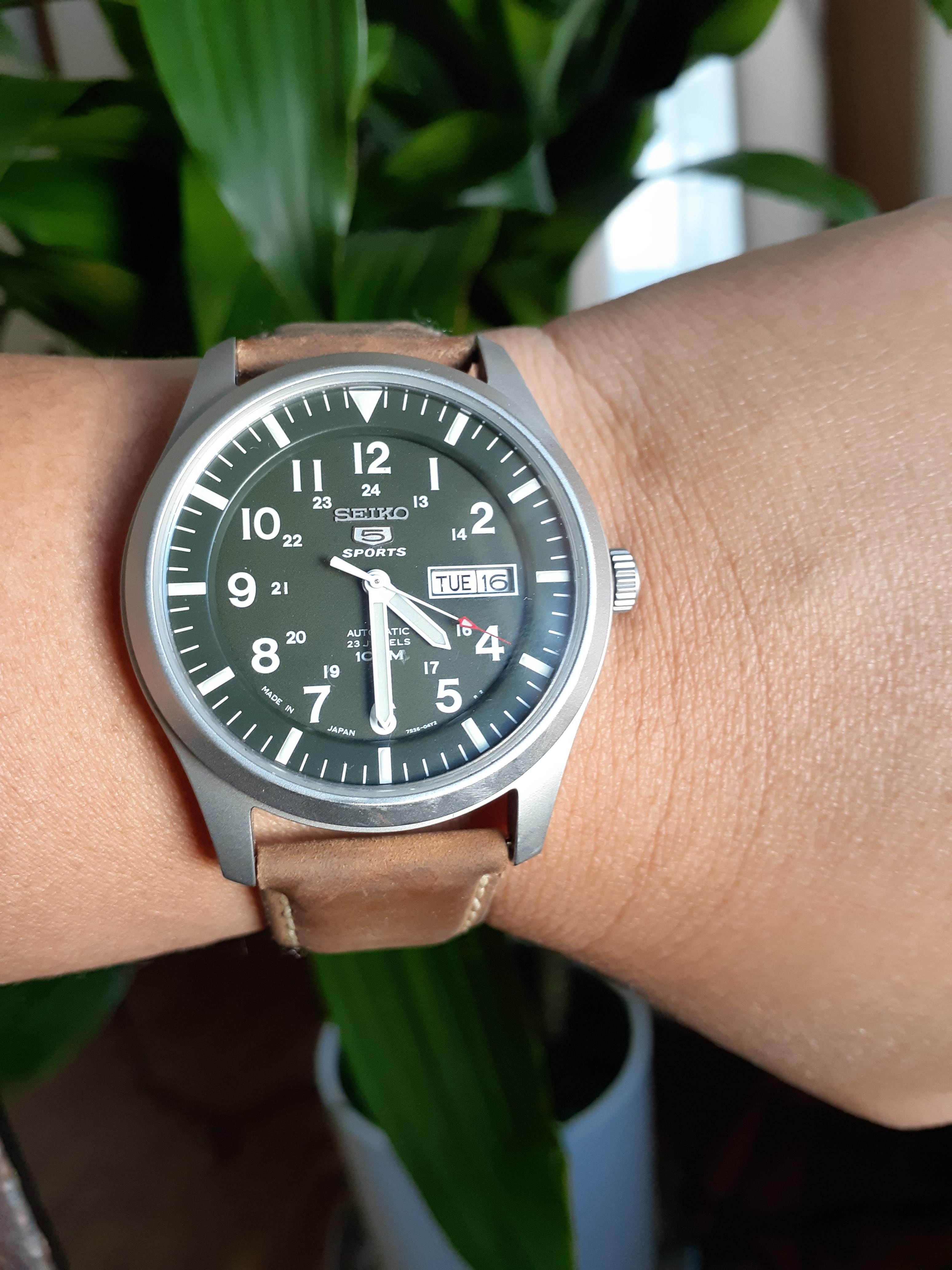 seiko 5 snzg09j1