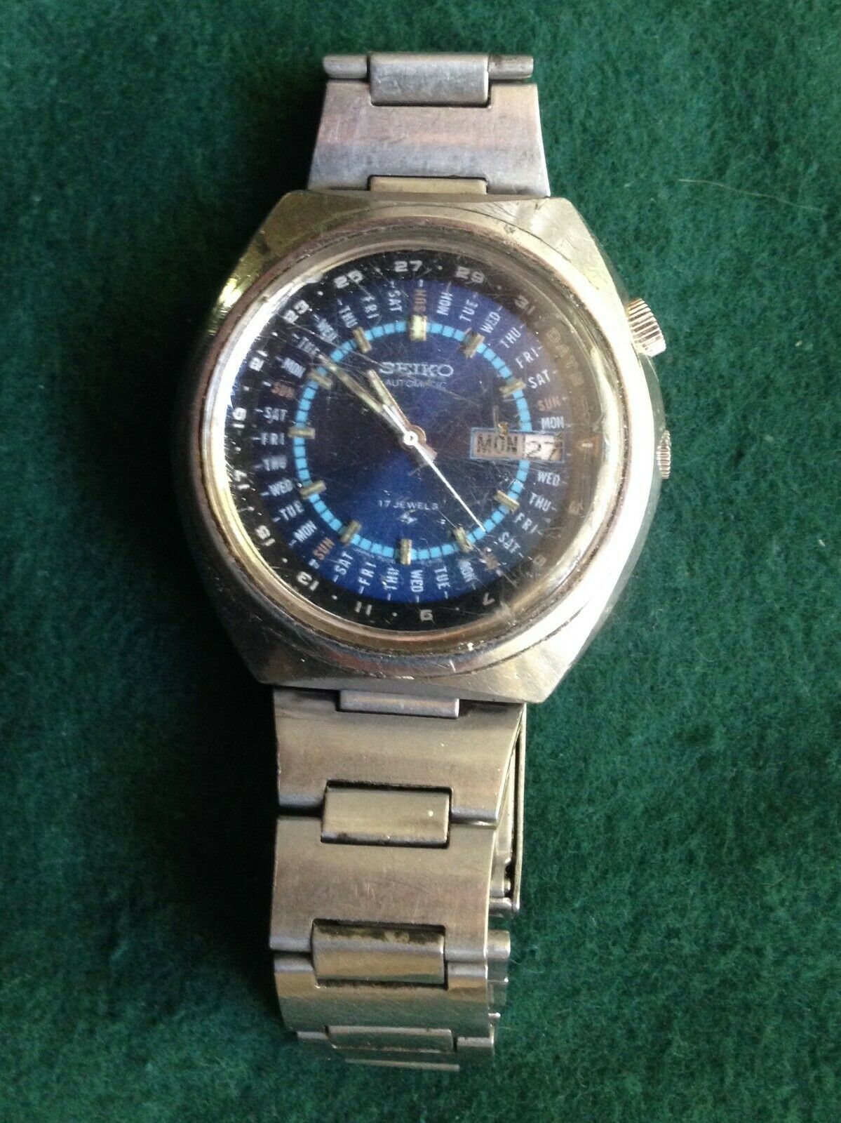 Seiko Vintage Stainless Steel Blue Men's Watch - 7006-6039 ALL ORIGINAL 1  owner | WatchCharts