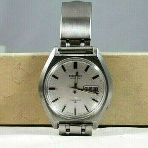 Seiko 6109-8019 Automatic Watch 17 jewel | WatchCharts