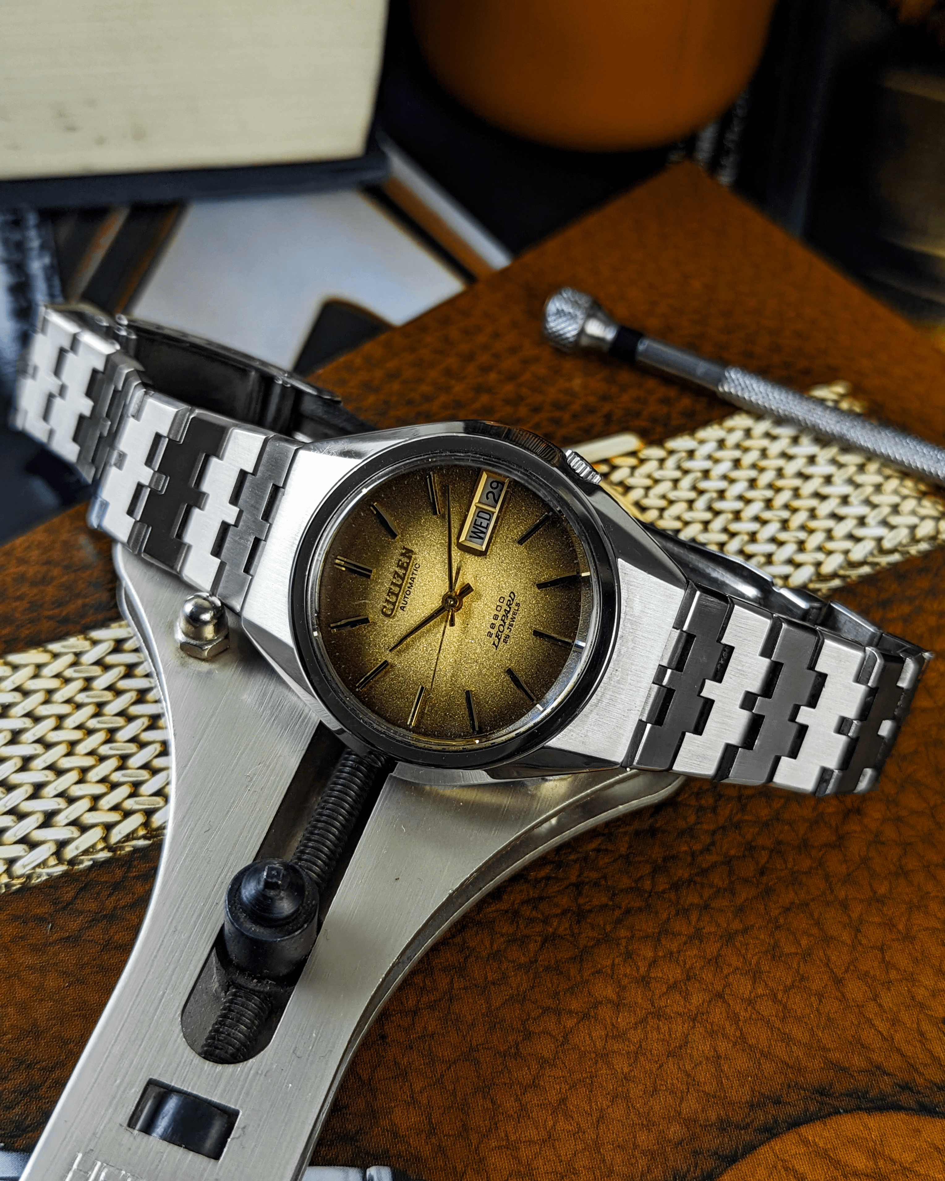 WTS] Vintage Citizen Leopard - 4-771028 - Golden Star Dust Dial