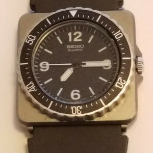Vintage Seiko Fieldmaster SAZ018 Contra Quartz Diver's Watch Ref. 2C21-0080  A0 | WatchCharts