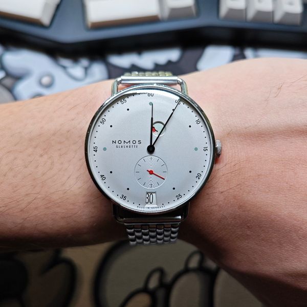 Nomos Metro Date Power Reserve with Extras WatchCharts Marketplace nomos-metro-date-power-reserve-with-extras-watchcharts-marketplace