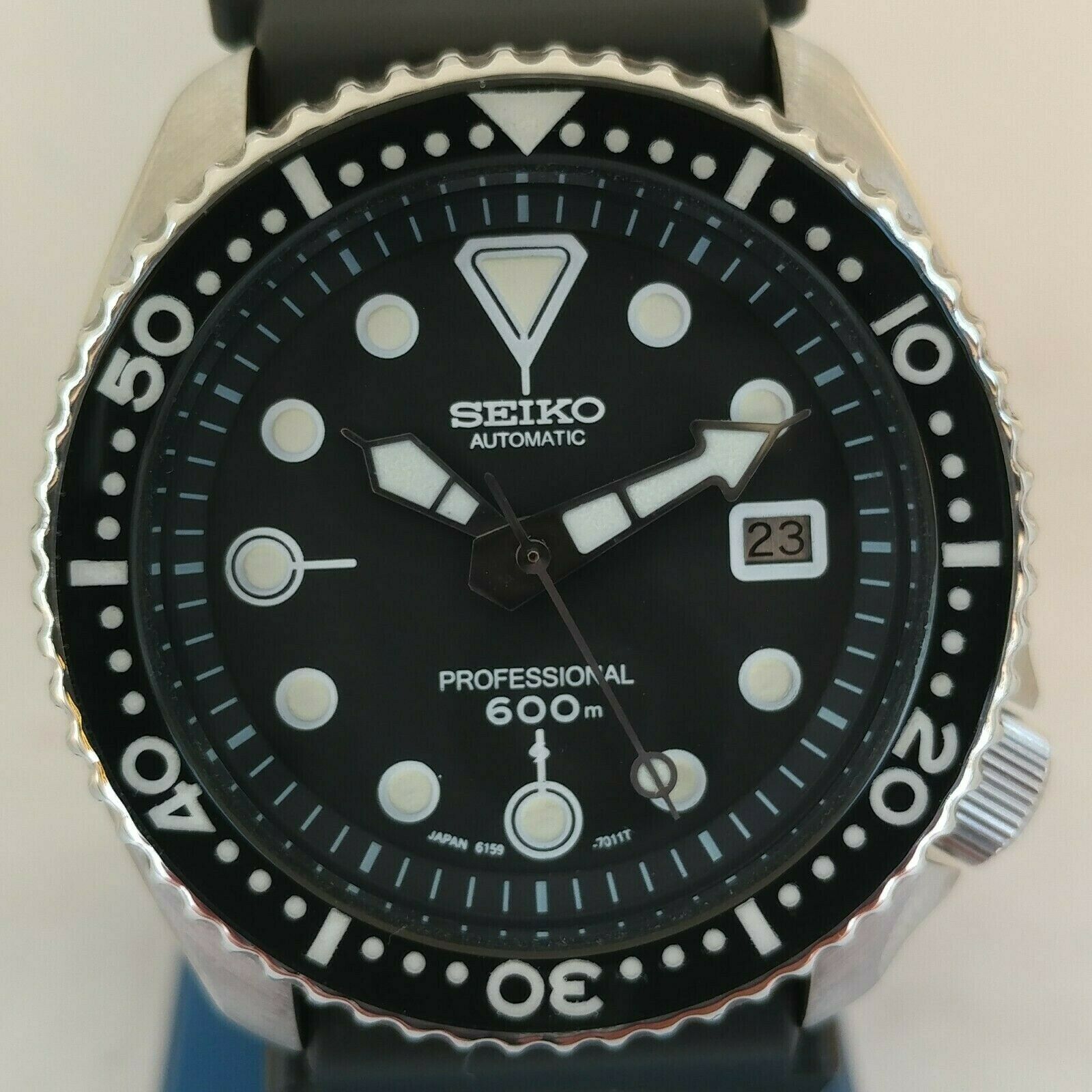 Seiko 7002-7000 Vintage Divers Professional 600 Automatic Watch Mod #581 |  WatchCharts