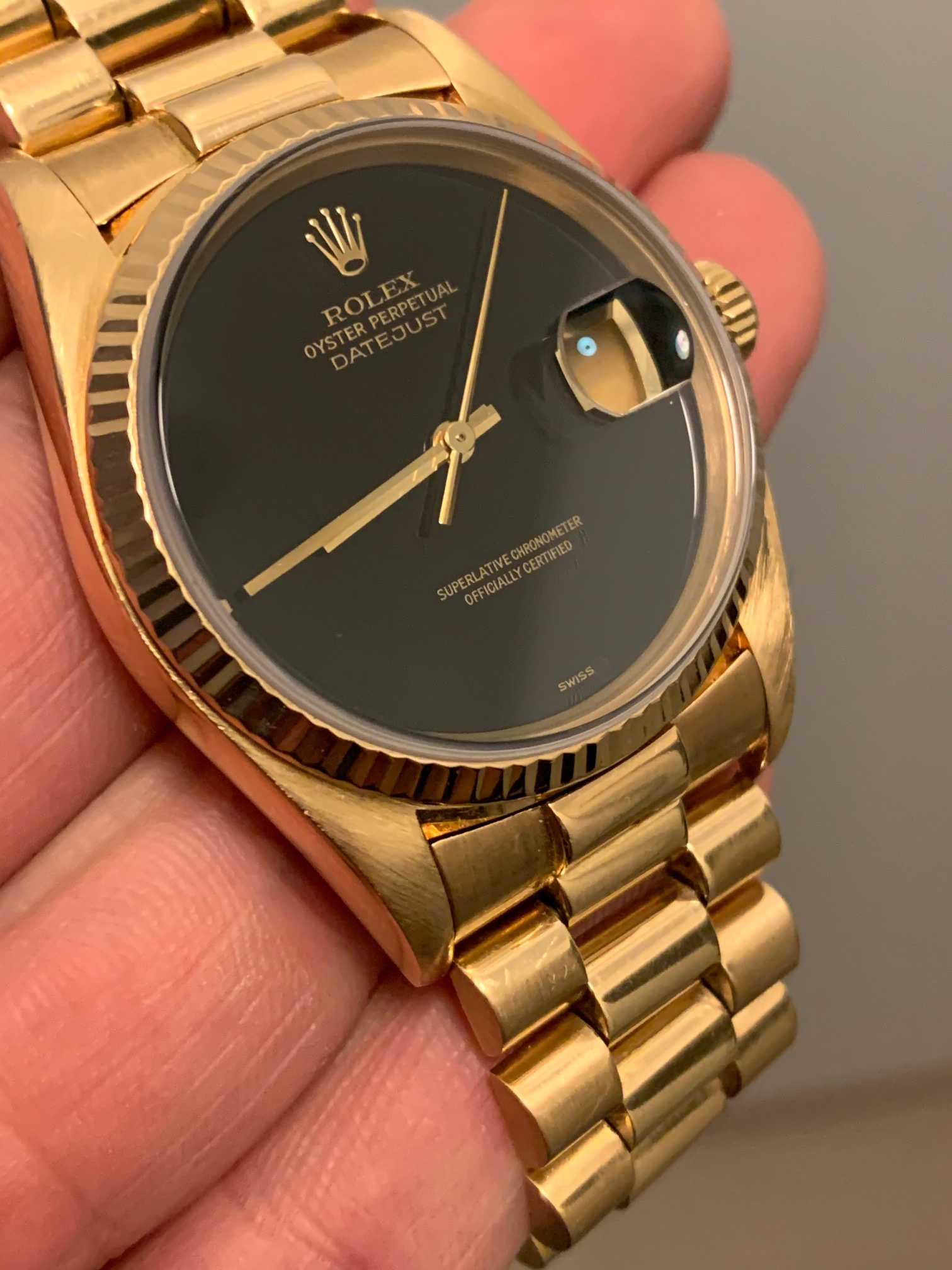 FS Rolex 16018 18K Yellow Gold Datejust with Factory Onyx Dial