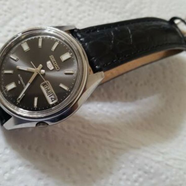 Vintage Seiko 5 7009-4040-- Automatic mens watch | WatchCharts