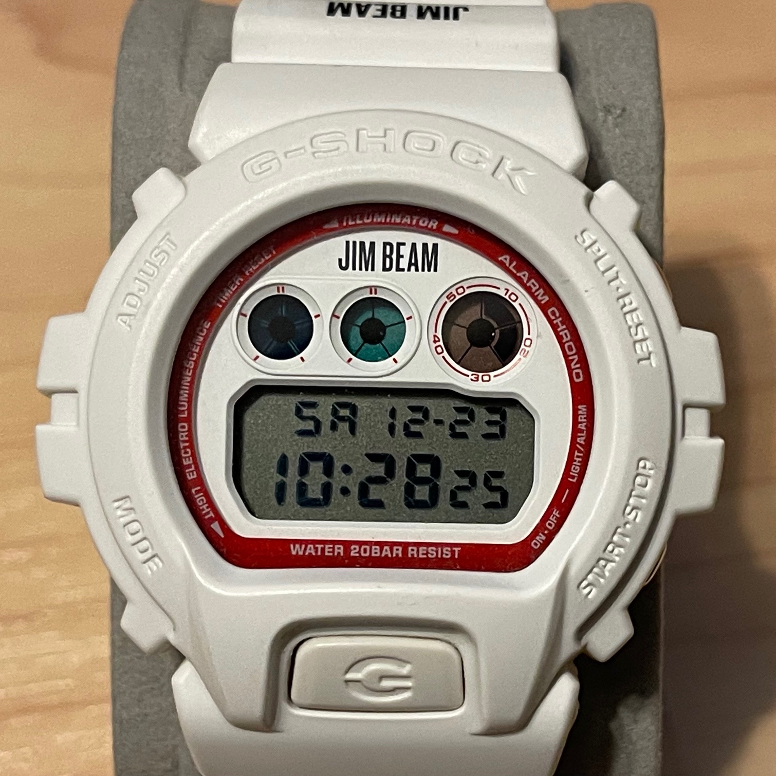 Casio G-Shock (DW6900)