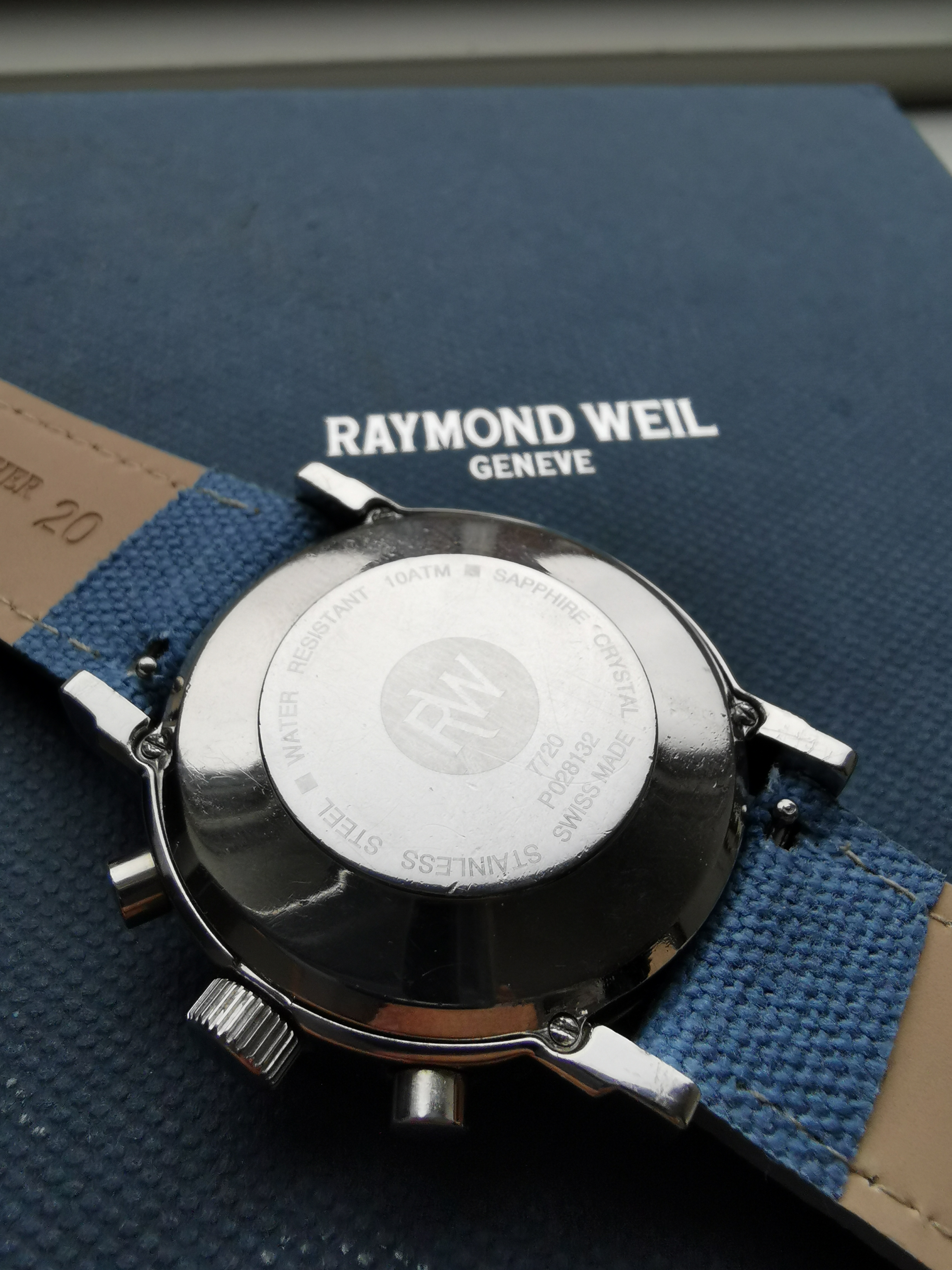 Raymond Weil Saxo Women's Watch in Excellent Condition Off