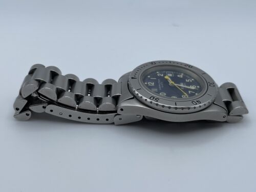 Vintage Ladies 31mm Hamilton Khaki Blue Dial Quartz Sub 660ft Diver Watch 8587B Vintage Ladies 31mm Hamilton Khaki Blue Dial Quartz Sub  main image 2