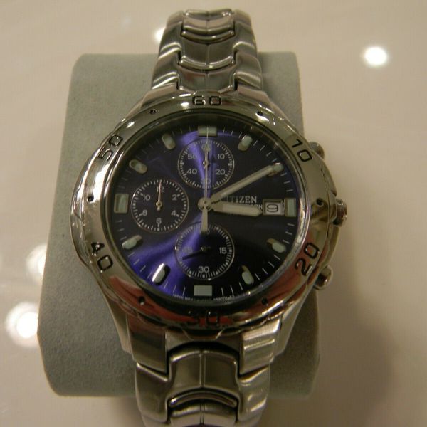 Citizen Chronograph Date WR100 0510S92294 Watch *Excellent CND* New