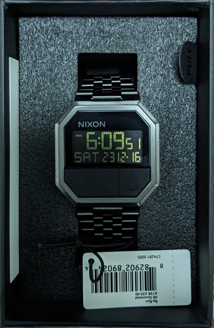 Nixon re best sale run gunmetal