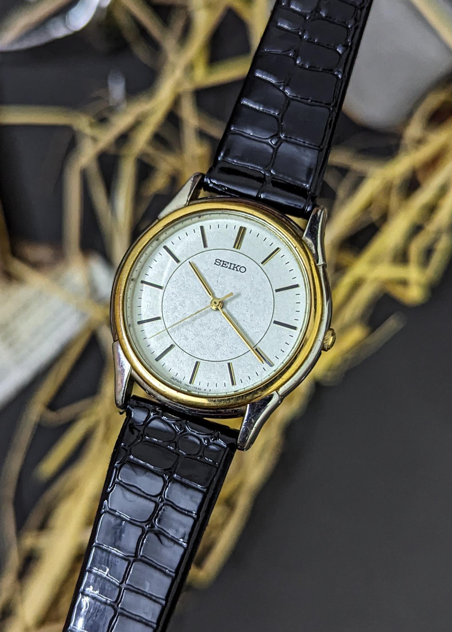 WTS] Vintage JDM SEIKO DOLCE - Ref.7N01-7140 - Quartz - SnowFlake 