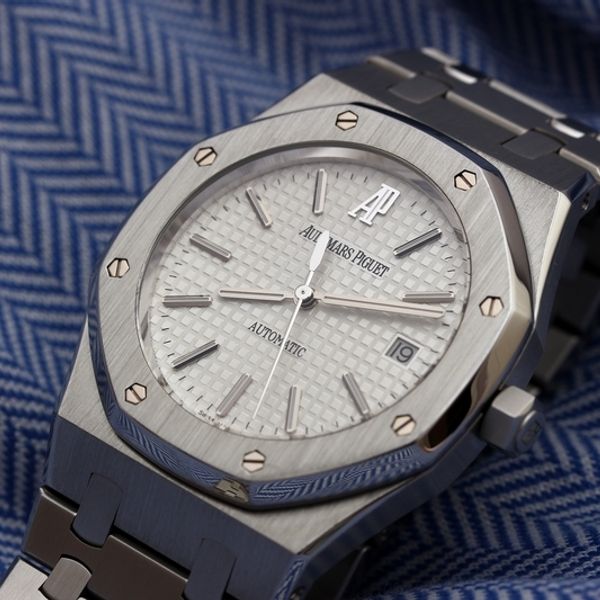 Audemars Piguet Royal OAK 15300ST [EU location] | WatchCharts Marketplace
