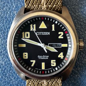 CITIZEN'S TITANIUM WORLD DRIVE WRISTWATCH 0856-MO1113