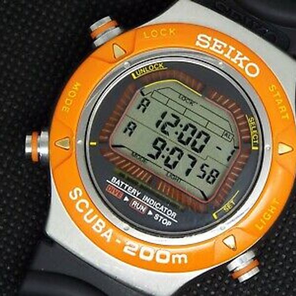 Vintage SEIKO Digital Watch S800-0010 DIVER SCUBA SCARCE ORANGE GREEN LIGHT  | WatchCharts