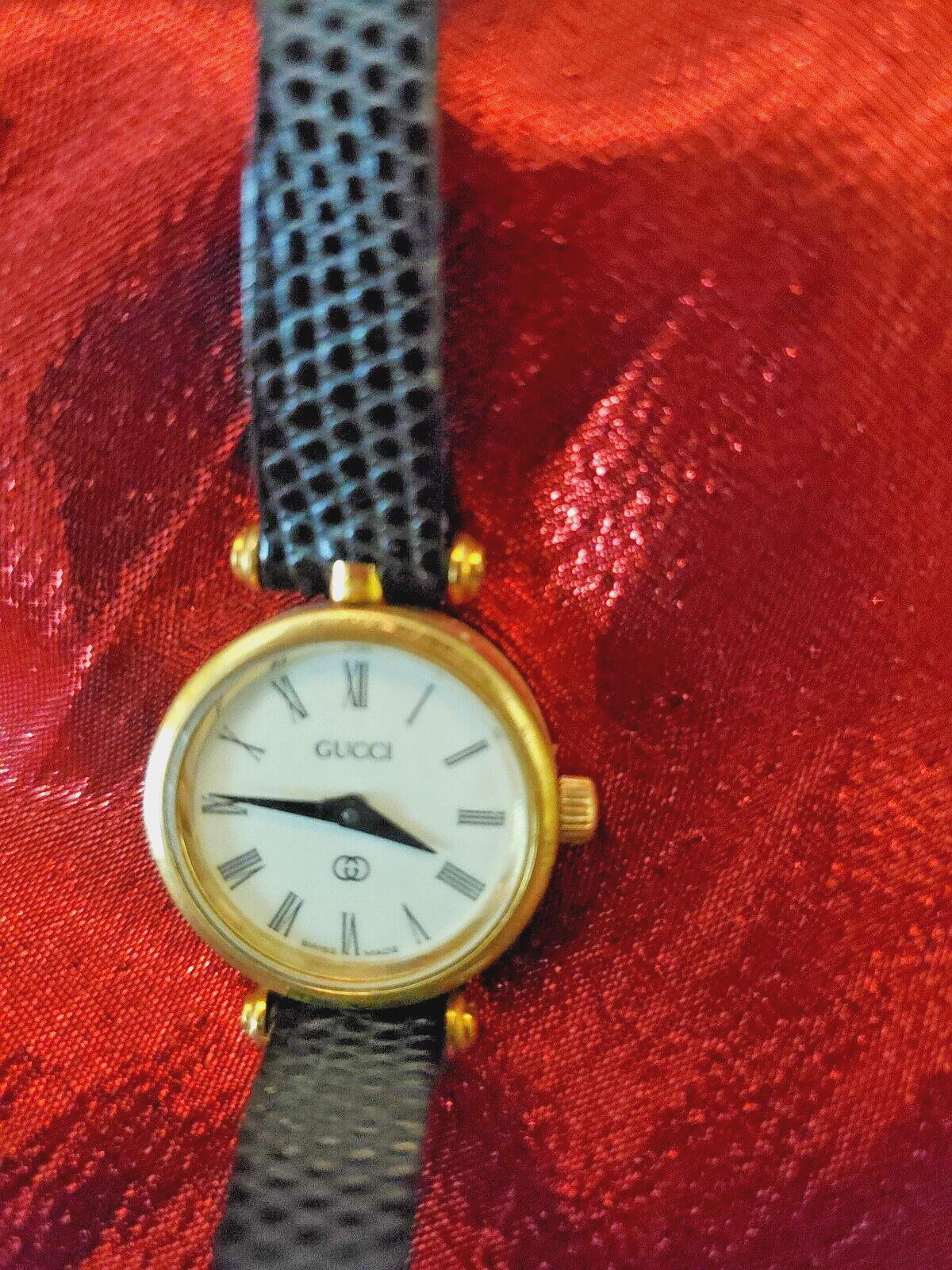 Gucci watch clearance from the 80s