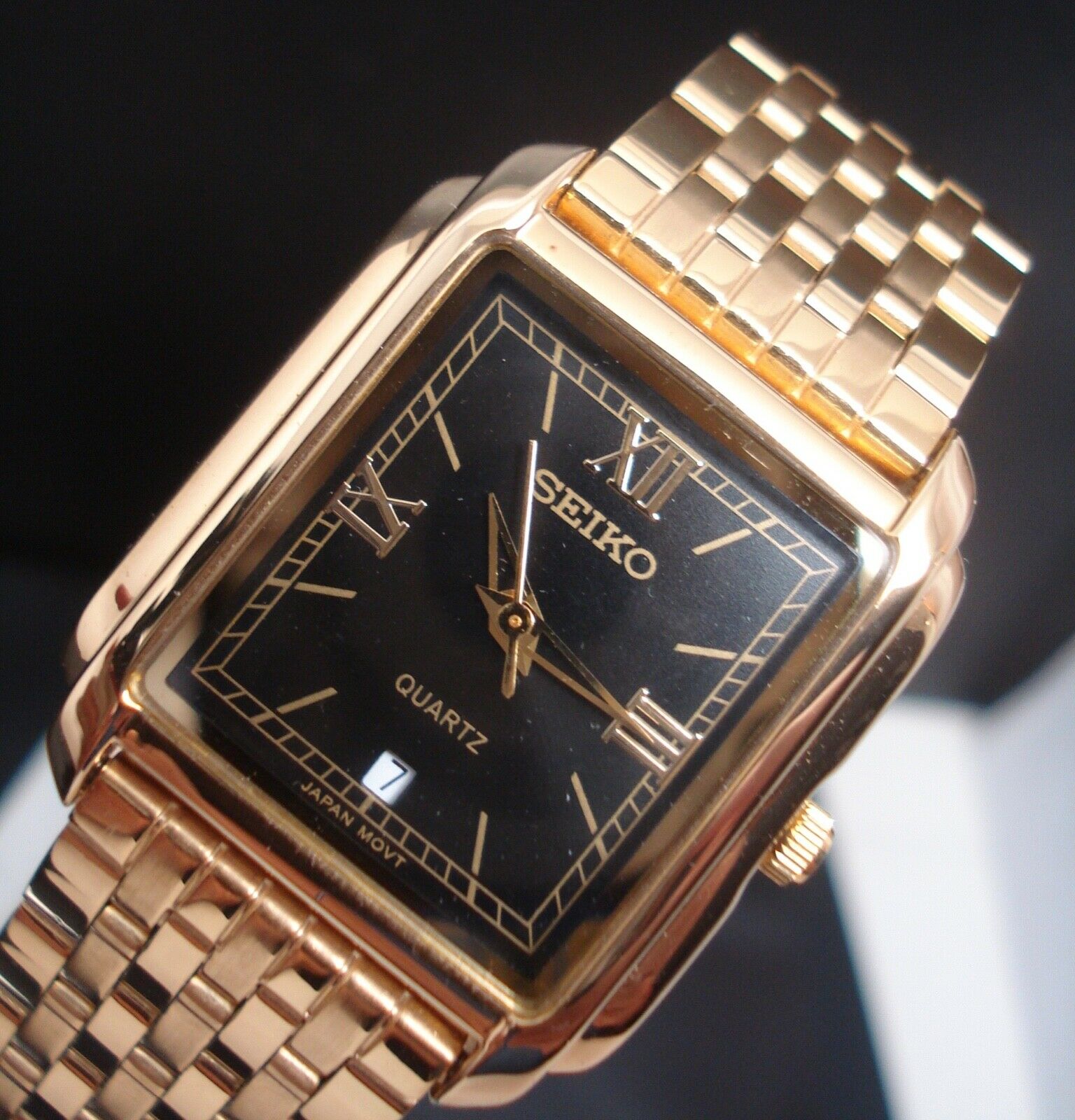 Seiko gold rectangular discount watch