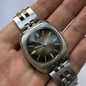 Vintage Seiko 6118-7010 Automatic 17 Jewels August 1975 - Running/Repairs |  WatchCharts