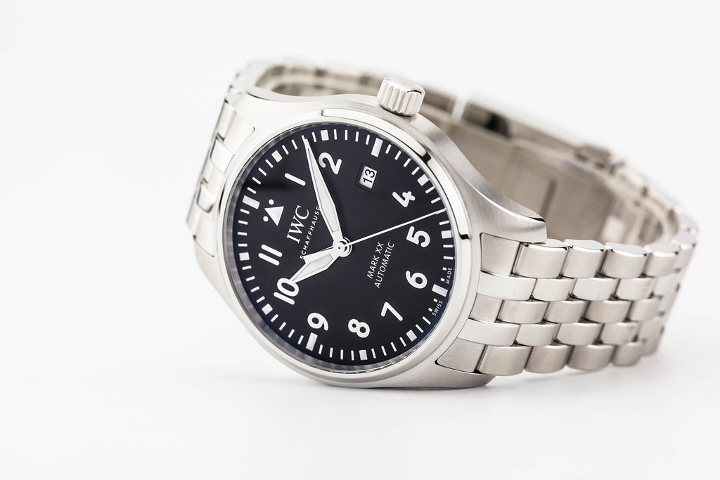 fsot - IWC Pilot's Watch Mark XX - Black Dial - Bracelet - IW328202 ...