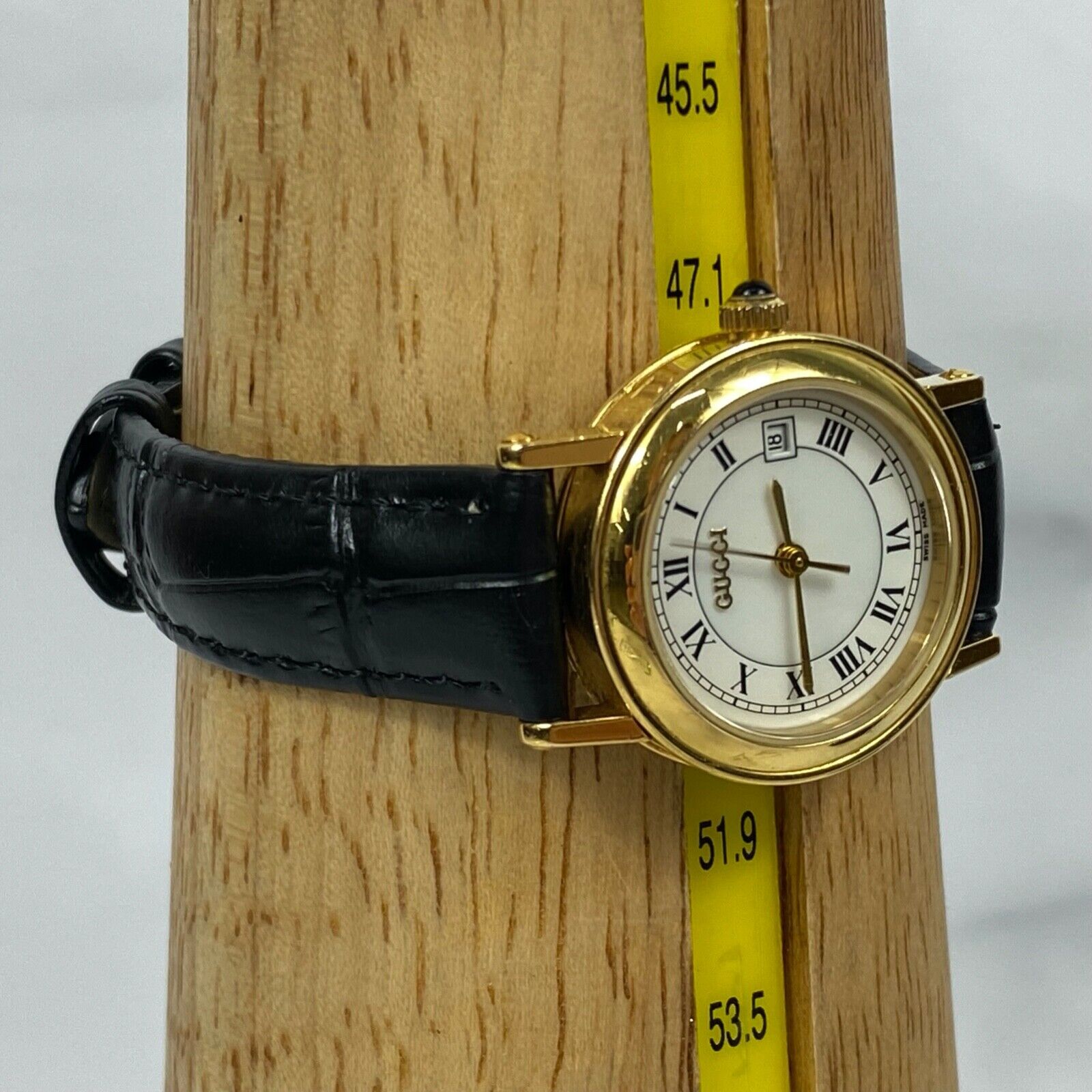 GUCCI 7200L Swiss Made Roman Numerals Date Womens Watch Vintage