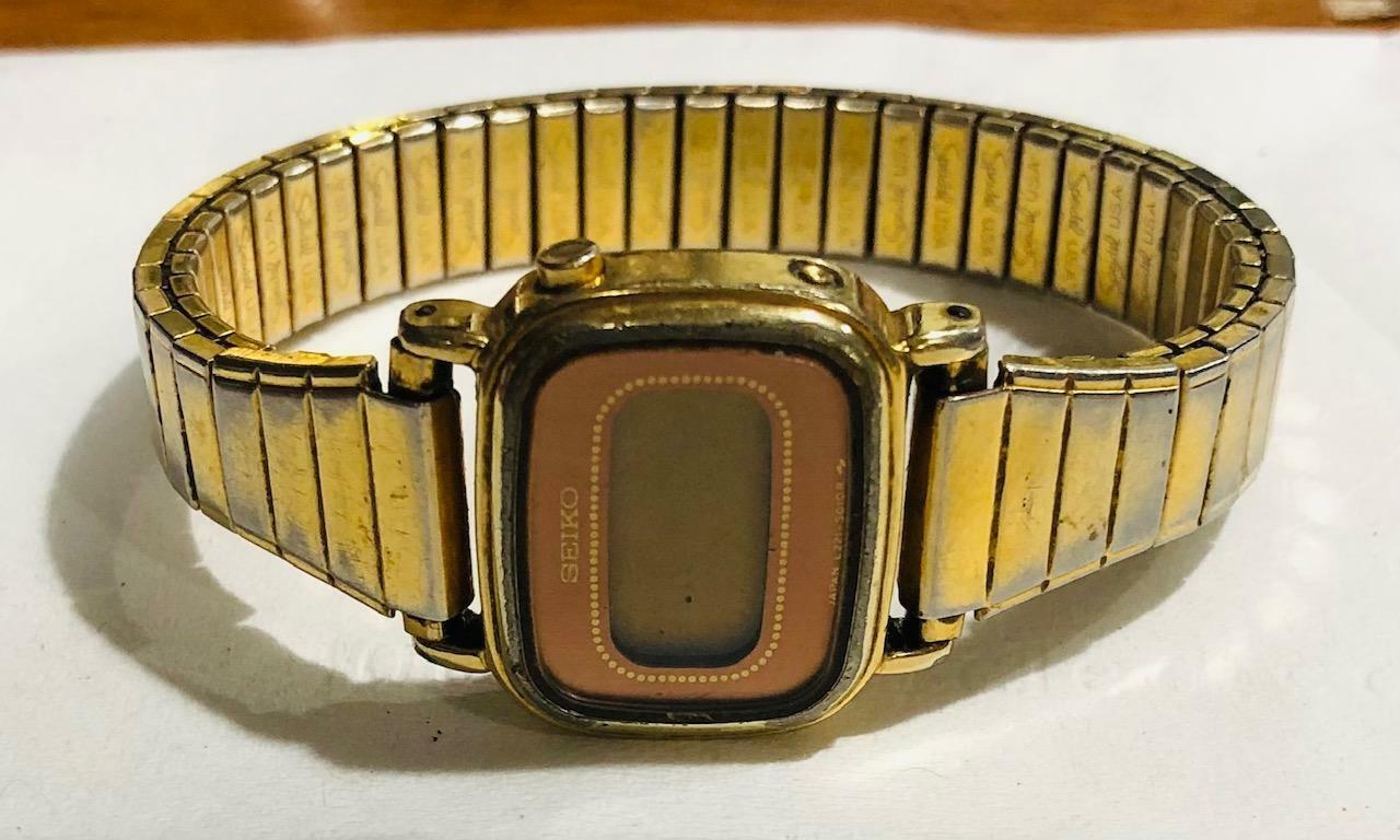 デッドストック】SEIKO デジタルL221-5010 電池新品 デッドストック