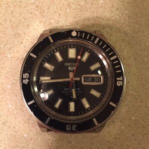 【稼働品】 SEIKO 5 スポーツ 5126-8080 メンズウォッチ Seiko 5126-8080 from 1978 – Paleh