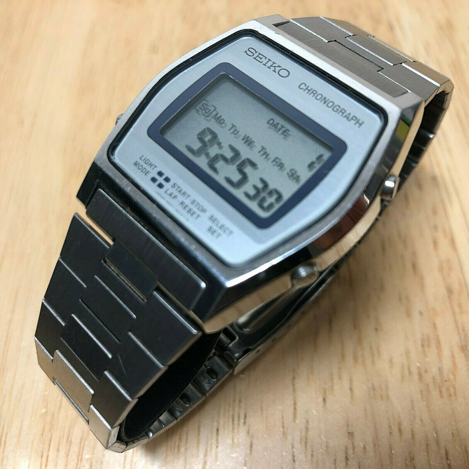 Vintage Seiko A927-5010 Men Silver Digital Quartz Chrono Watch