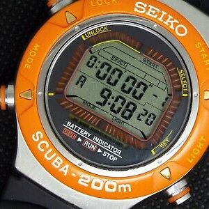 Vintage SEIKO Digital Watch S800-0010 DIVER SCUBA SCARCE ORANGE