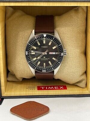 時計 TIMEX WaterBury automatic TW2V24800 Timex Waterbury Traditional Diver Mens Watch TW2V24800