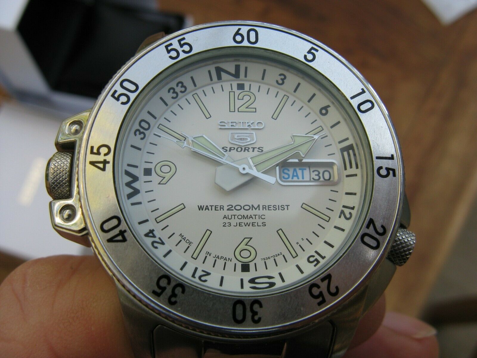 Seiko 5 Sport 'Atlas' Map Meter 'Landshark' White SKZ207 Automatic Compass  Watch | WatchCharts