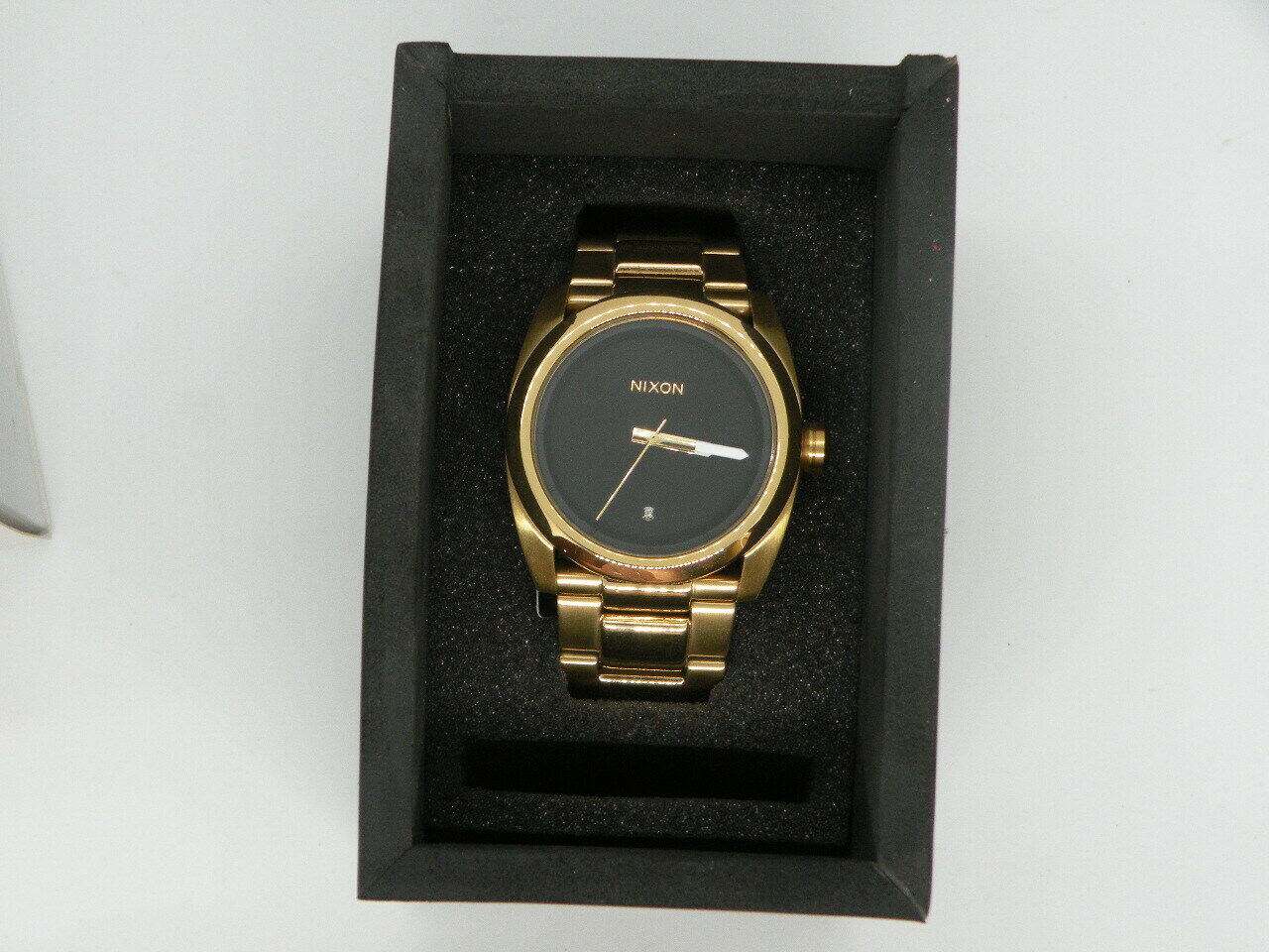 Nixon kingpin gold hotsell