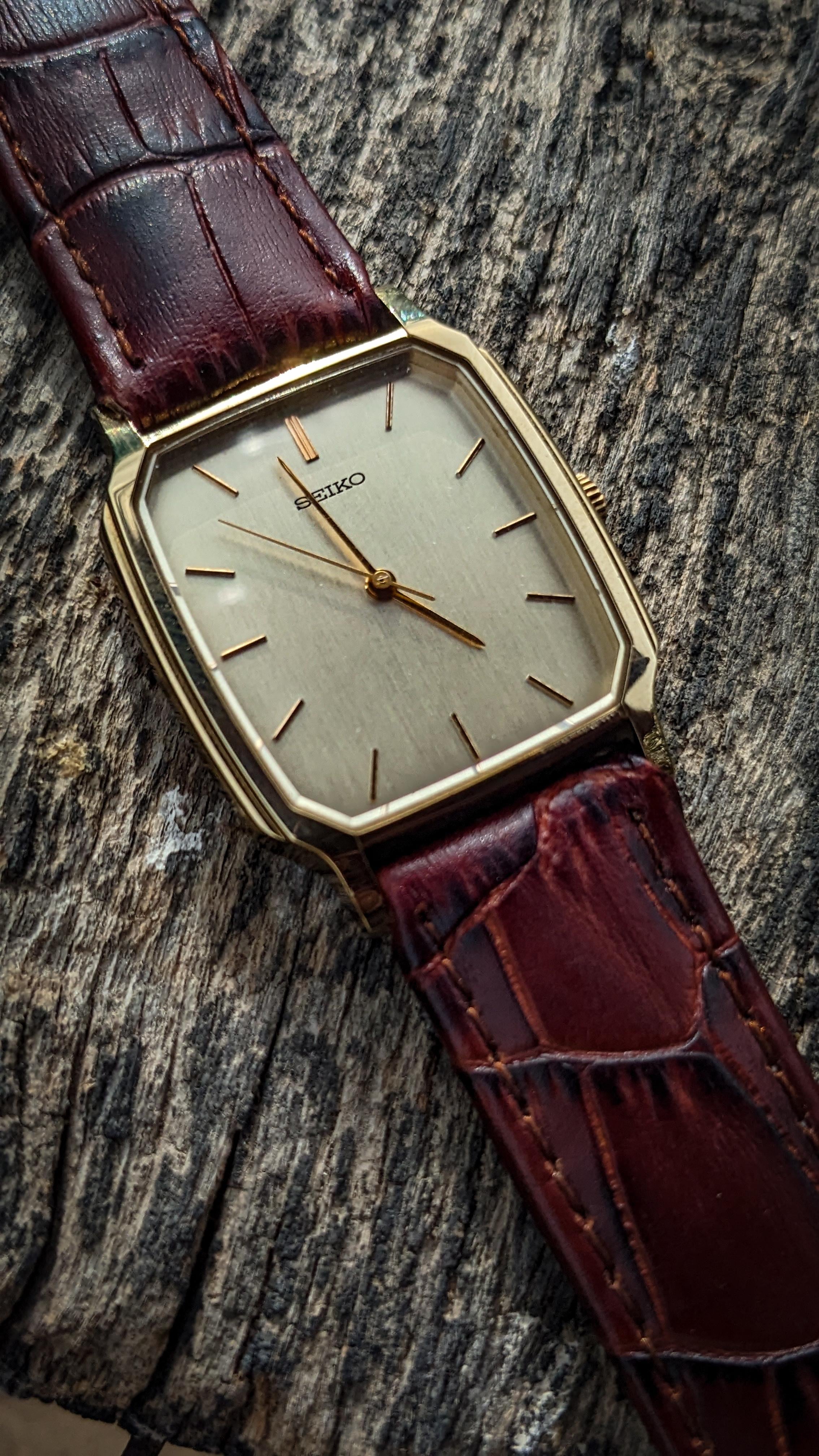 WTS] JDM Seiko 1998's vintage Dress Watch ✨✨ 5p31-5190 ✨✨ Tank