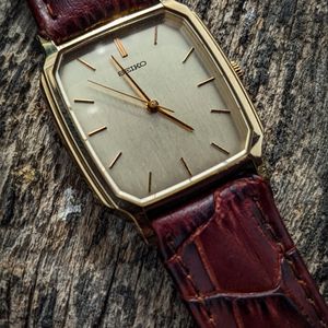 WTS] JDM Seiko 1998's vintage Dress Watch ✨✨ 5p31-5190 ✨✨ Tank